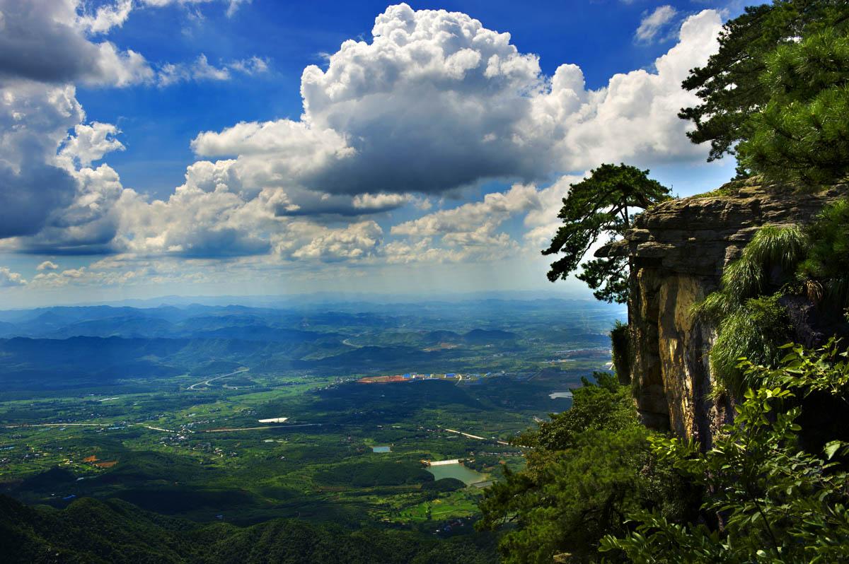 "端午"登千古名山 识庐山真面目